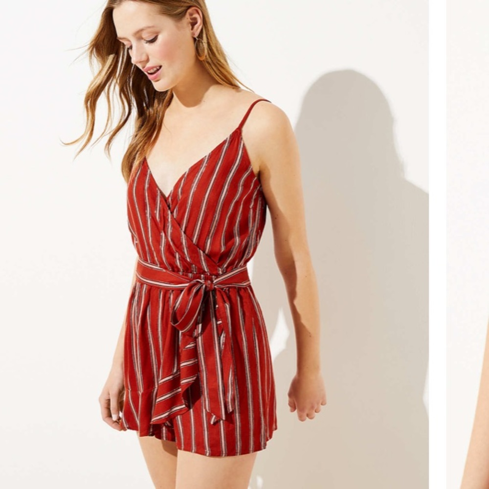 ✨NWT✨ LOFT Beach Shimmer Striped Romper